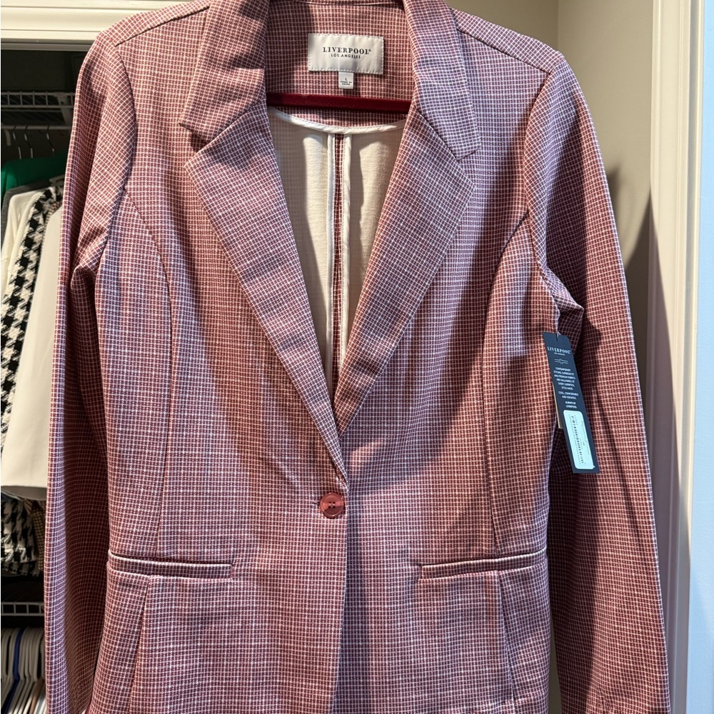 Liverpool Pink Tailored Blazer with Notched Lapels